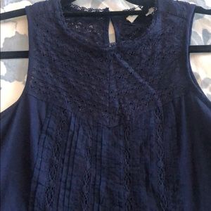 Gap sleeveless shirt xs